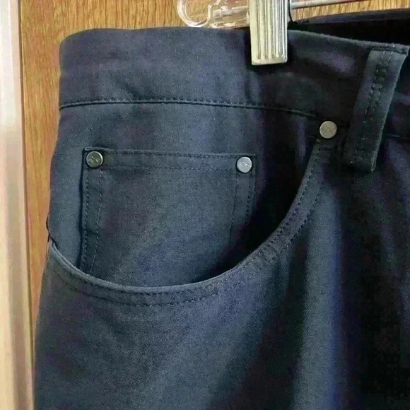 Greg Norman Men’s Straight Leg Navy Golf Slacks Size 40x32 Moisture Wicking - Picture 7 of 10